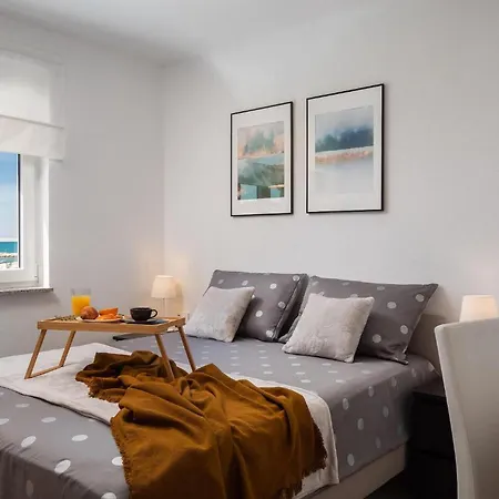 Luxurious In Ljubacki Stanovi 펜션 Ljubač