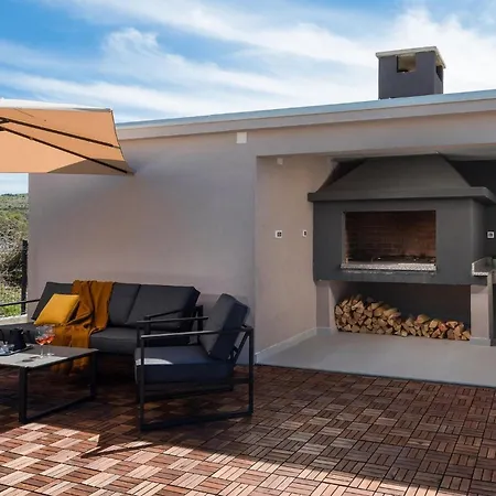 Ferienhaus Luxurious In Ljubacki Stanovi Ljubač
